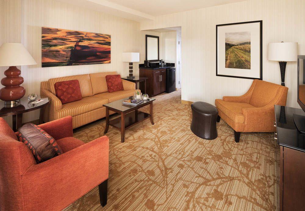 Minneapolis Marriott Northwest Бруклин Парк Екстериор снимка