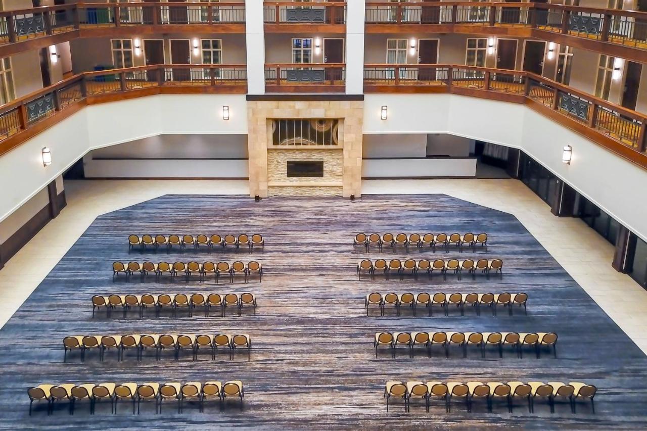 Minneapolis Marriott Northwest Бруклин Парк Екстериор снимка