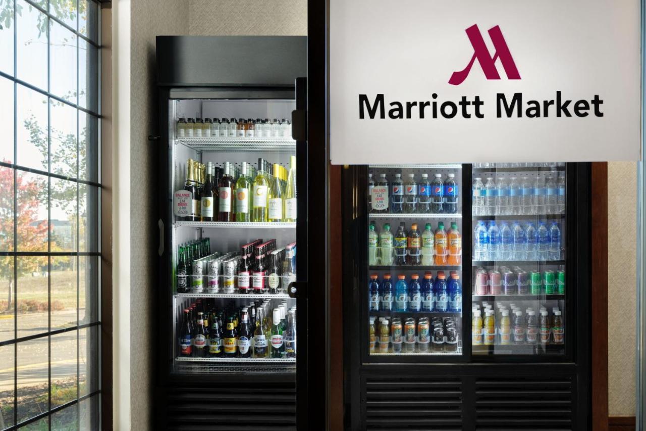 Minneapolis Marriott Northwest Бруклин Парк Екстериор снимка