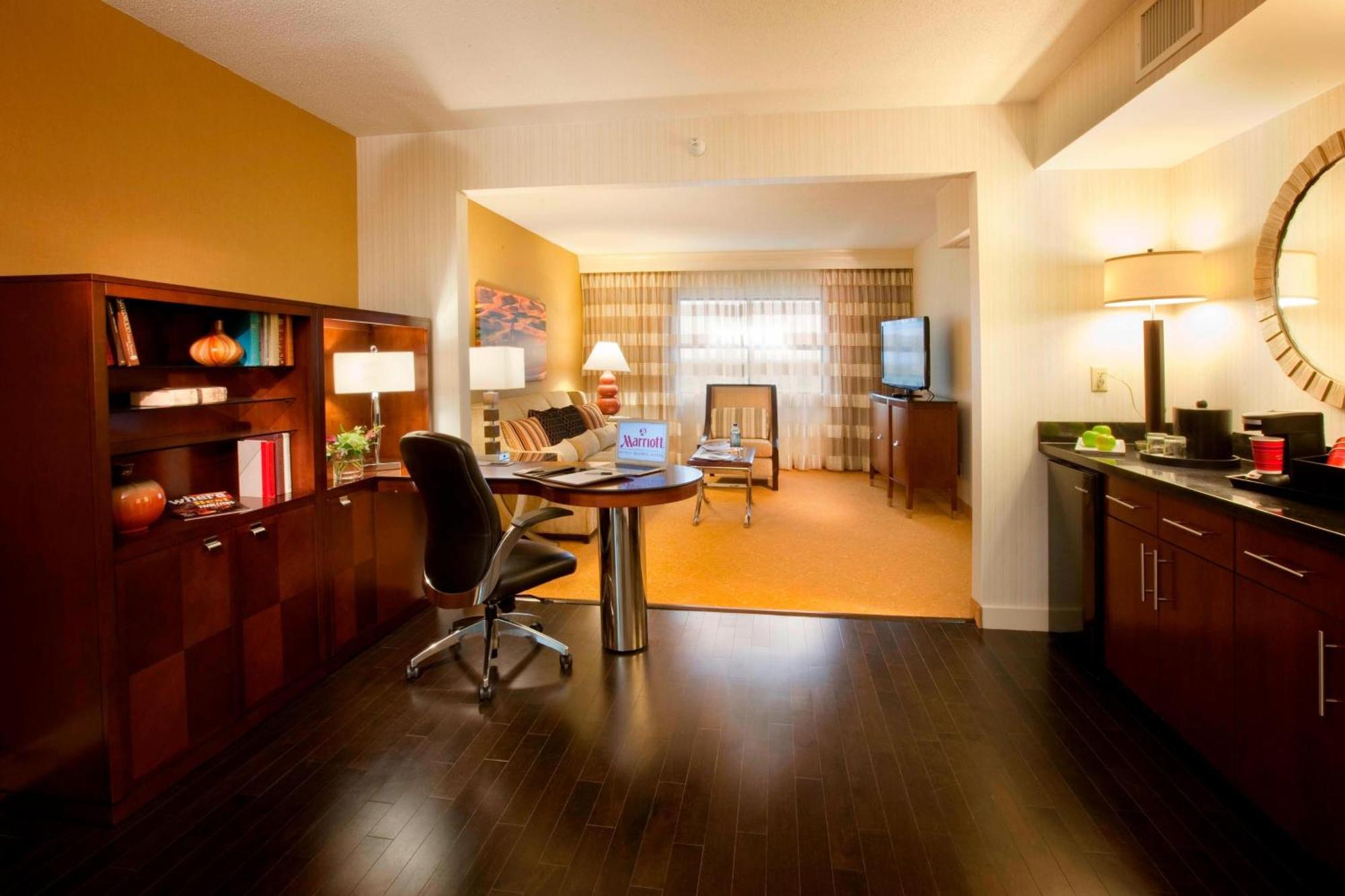 Minneapolis Marriott Northwest Бруклин Парк Екстериор снимка